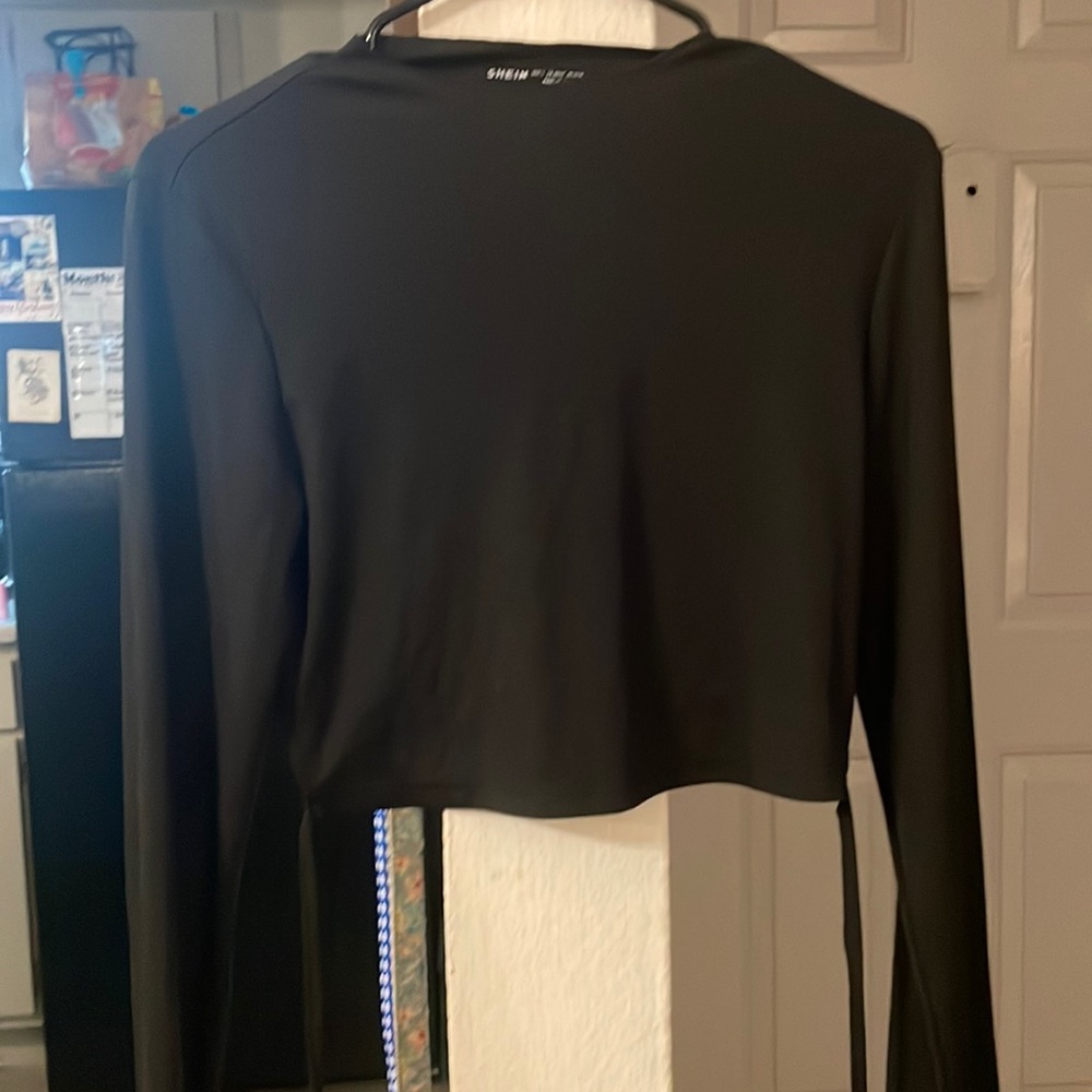 Black Long Sleeve Wrap Crop